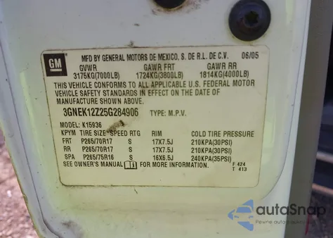 2005 Chevrolet Avalanche 1500 Z71 from USA, damaged, VIN 3GNEK12Z25G284906